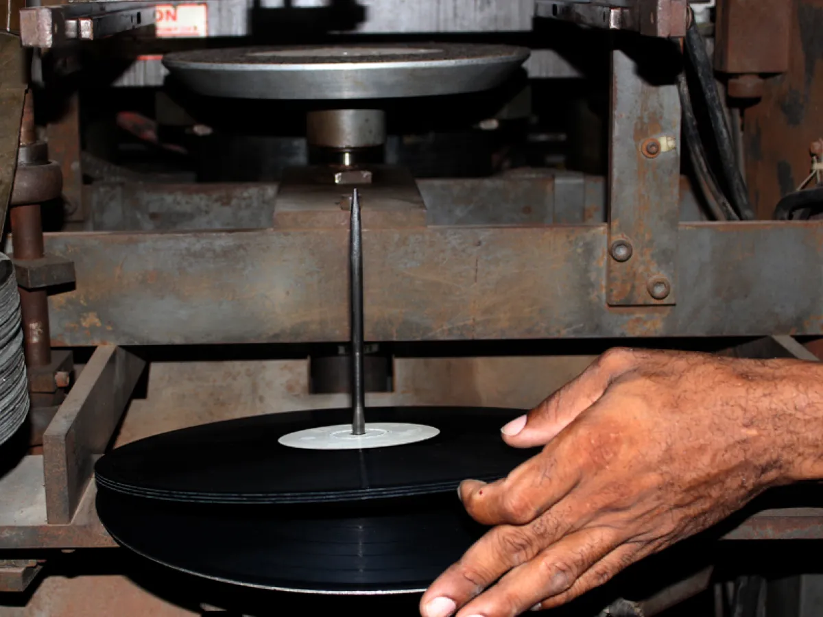 A look into the vinyl pressing process at Tuff Gong